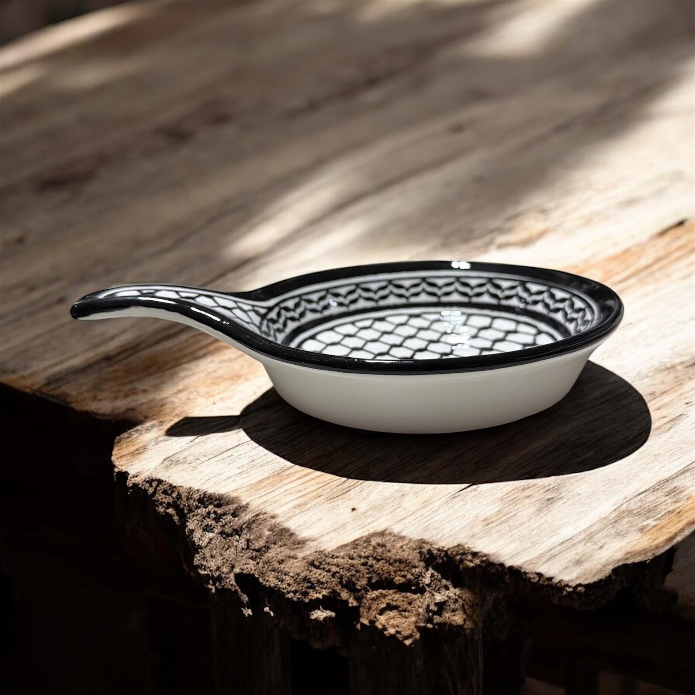 Handmade spoon rest with Kuffiyeh design made in Palestine