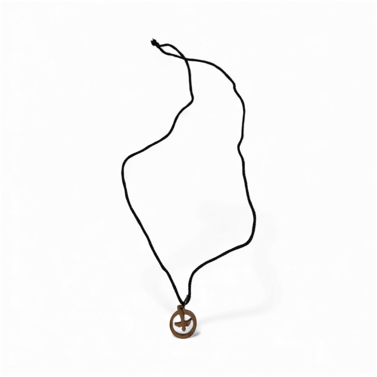 hand work necklace made of olive wood 5